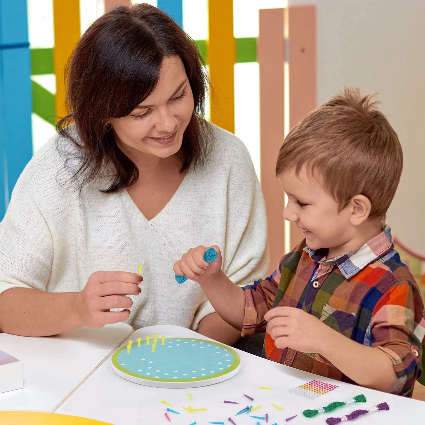 String Art Bastelset – Farbenfrohe Kreationen mit Schnur