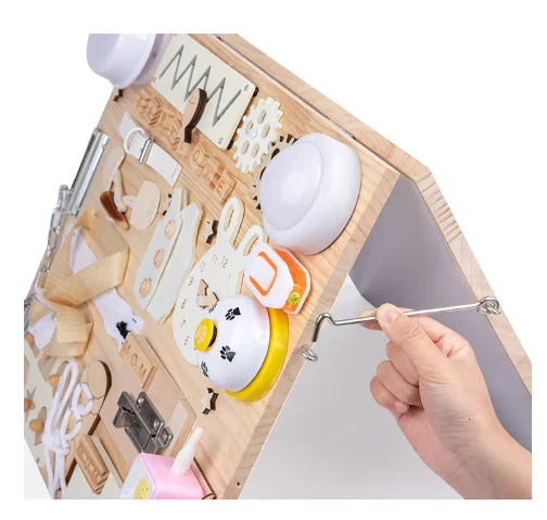 Handgemachtes Montessori Holzspielbrett