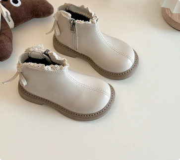 Kuschelige Lederstiefel