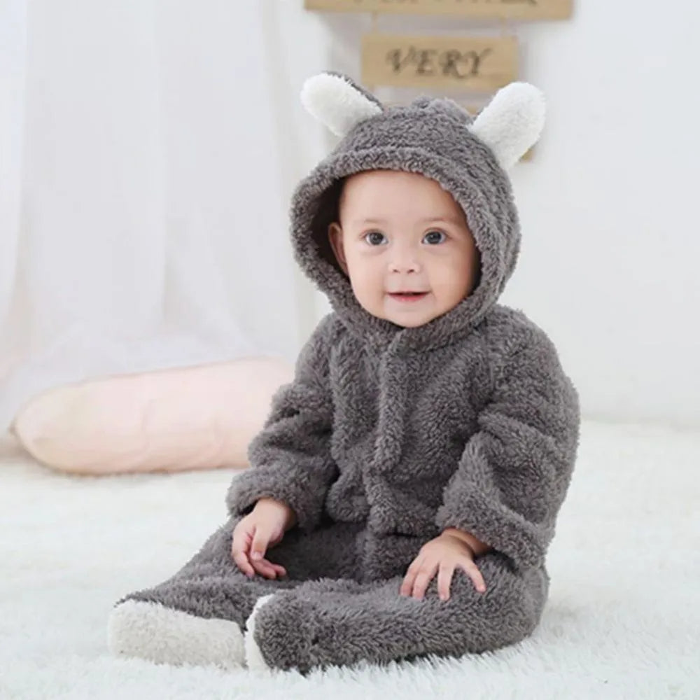 Niedlicher Baby Onsie im Bärendesign