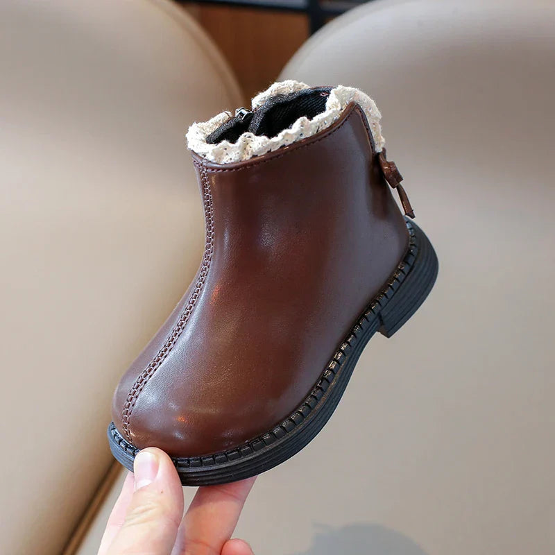Kuschelige Lederstiefel