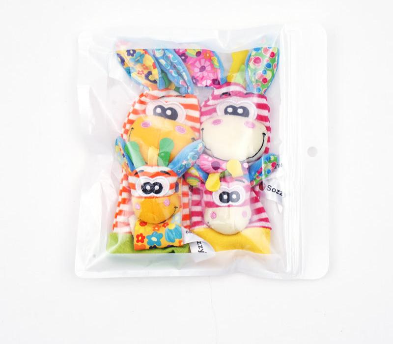 Sensorische Baby Plüschsocken und Armband