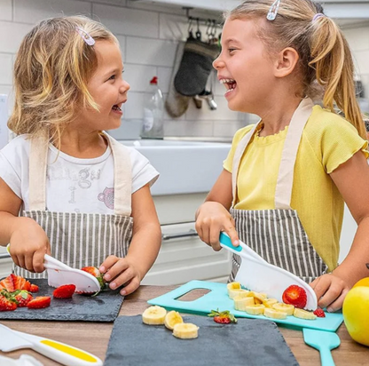 Sicheres Küchenset für Miniköche