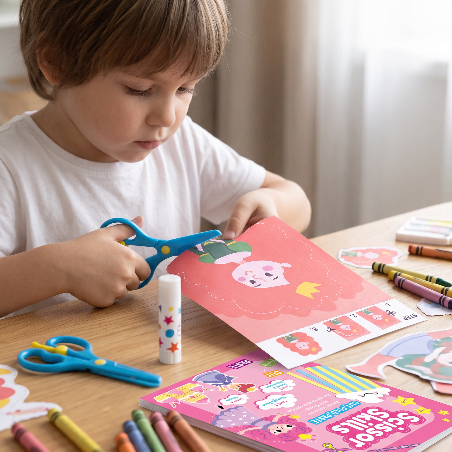 Scherenübungsbuch für Kinder – Sicheres Schneidetraining mit Kinderschere