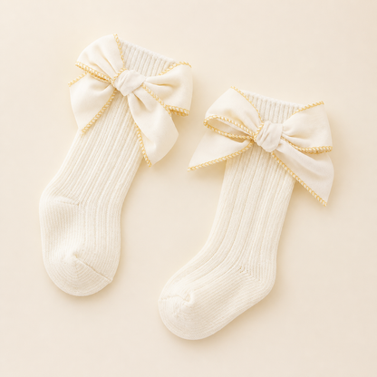 Weihnachtliche Kniestrümpfe für Baby-Mädchen mit Samtschleifen