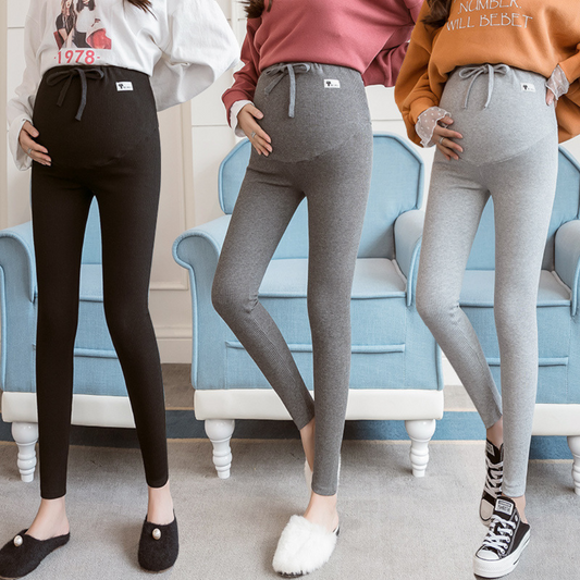 Gemütliche Schwangerschafts-Leggings im Jogginhosen Style